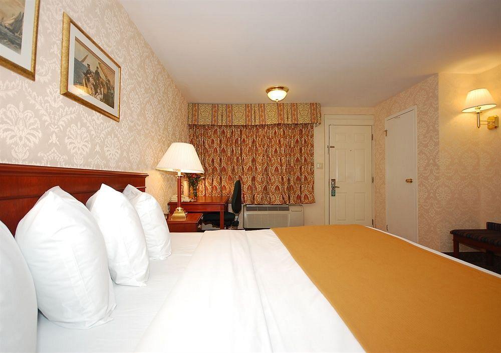 Days Inn By Wyndham Woodbury Long Island Dış mekan fotoğraf